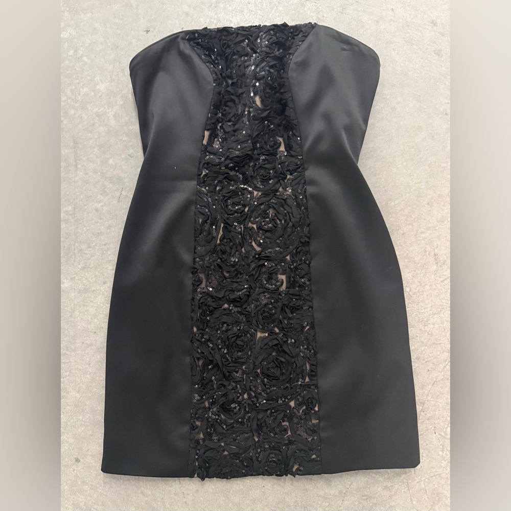 JS Boutique Strapless Black Dress w/ Sequenced Insert Size 8